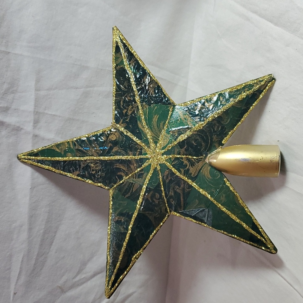 Tree topper star
